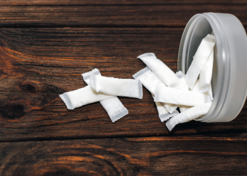 The impact of modern oral nicotine pouches on oral health